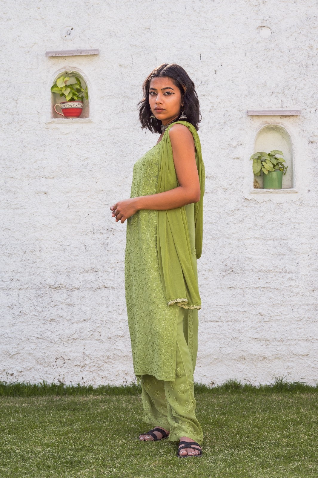 Pure Viscose Georgette Sleeveless Long Kurti
